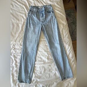 Abercrombie & Fitch Light Wash 90’s Straight Ultra High Rise Jeans